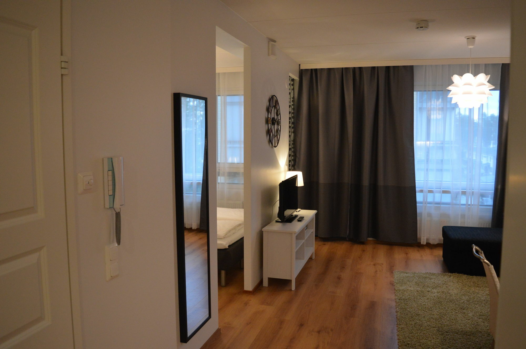 Helsinki Airport Suites Vantaa Dış mekan fotoğraf
